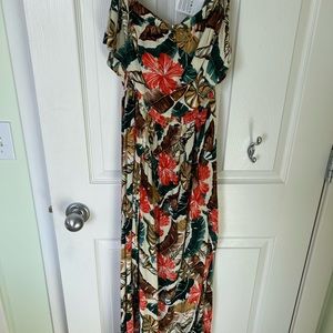 Beautiful long flowy Ripcurl Sundress. Size small